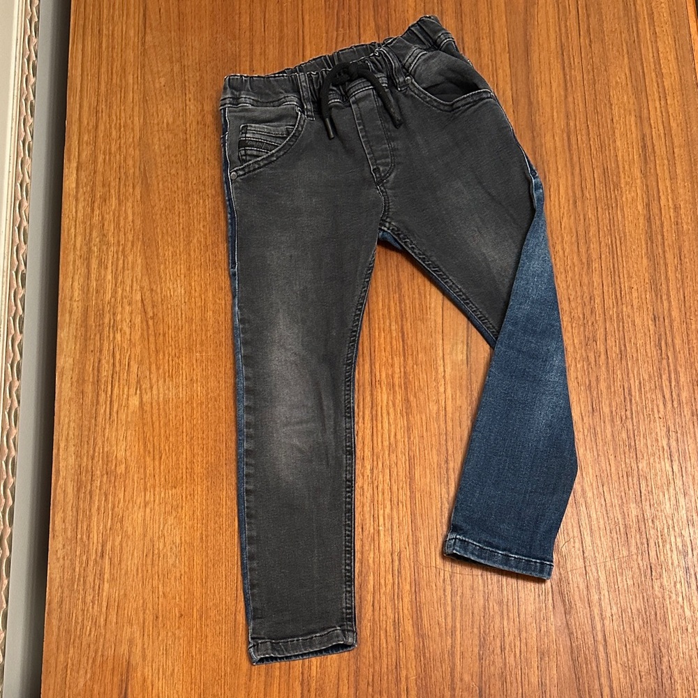 Diesel Kids Two Tone Black and Blue Stretch Denim Jeans 5 years